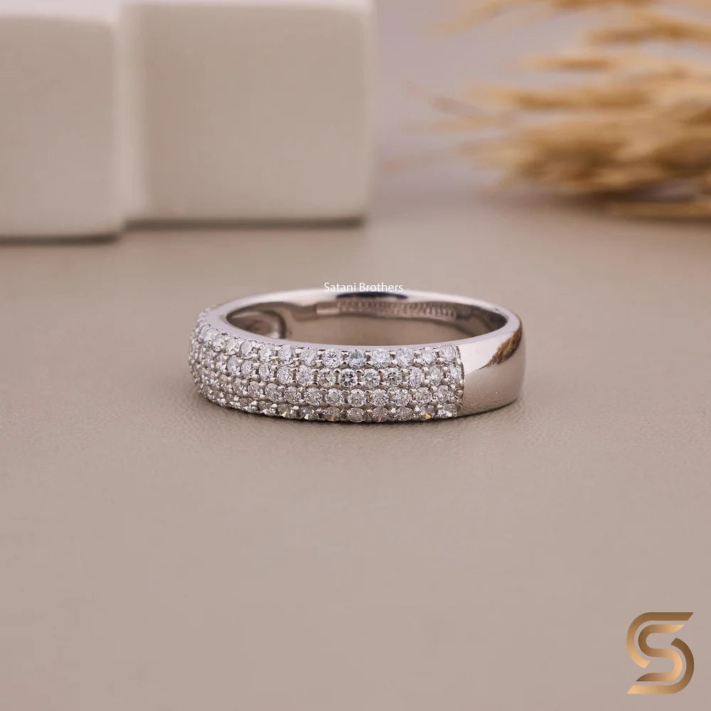 Anillo de Media Eternidad de Plata de Ley 925 con Moissanita, Banda de Boda Pavé de 5mm, Talla Redonda, de Origen Ético