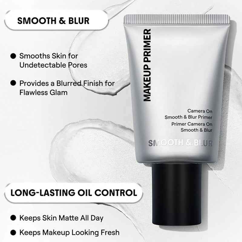 Aplicación de loción hidratante antes del maquillaje