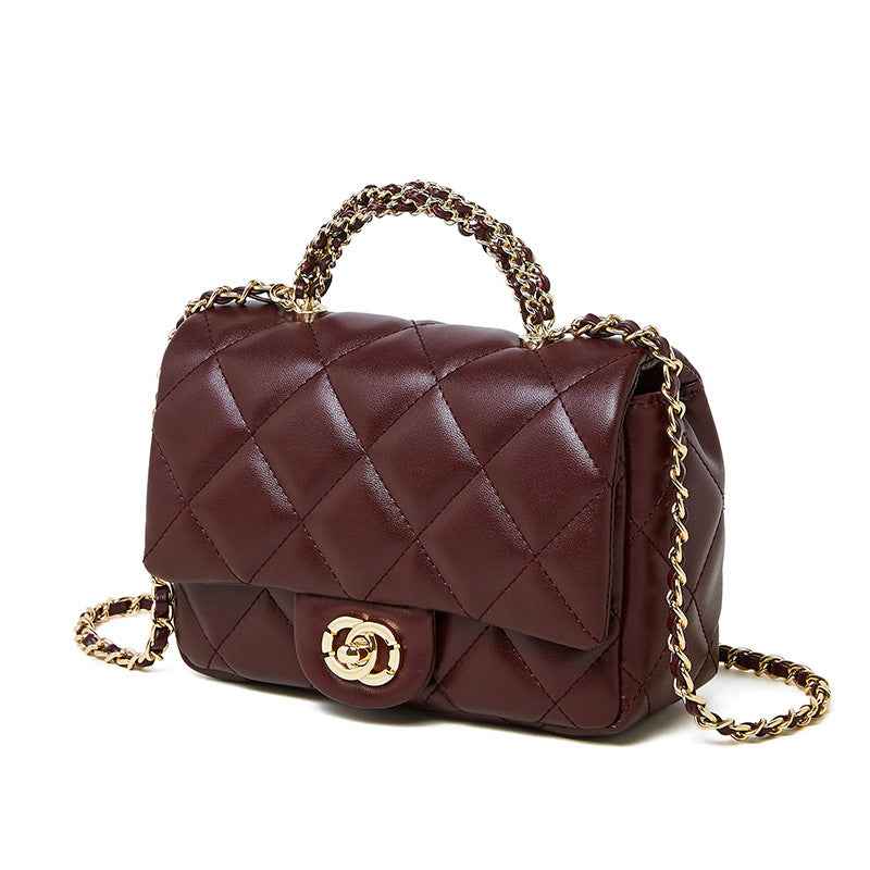 Bolso de Mano con Cadena Metálica y Diseño de Rombos