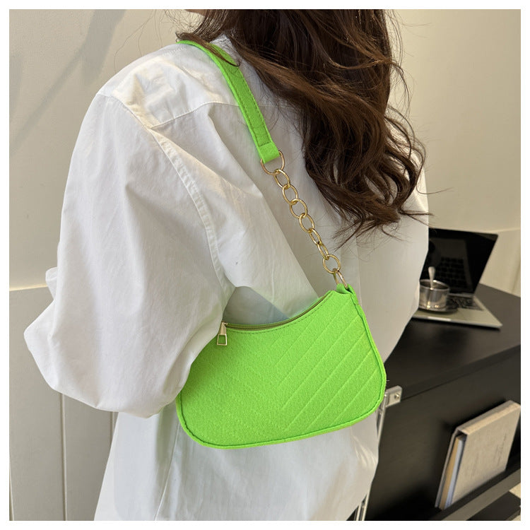 Mini Bolso de Hombro de Fieltro para Mujer, Diseño Elegante, Bolso Bandolera en Forma de Media Luna 2024