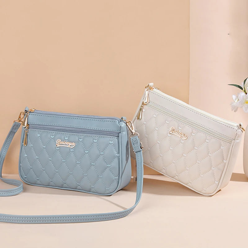 Bolso Bandolera Bordado de Piel para Mujer, con Pompón Decorativo