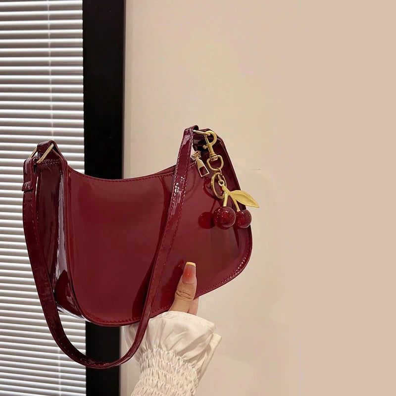 Bolso de Piel PU para Mujer, Color Liso con Colgante de Cereza, Bolso de Hombro Casual para el Día a Día